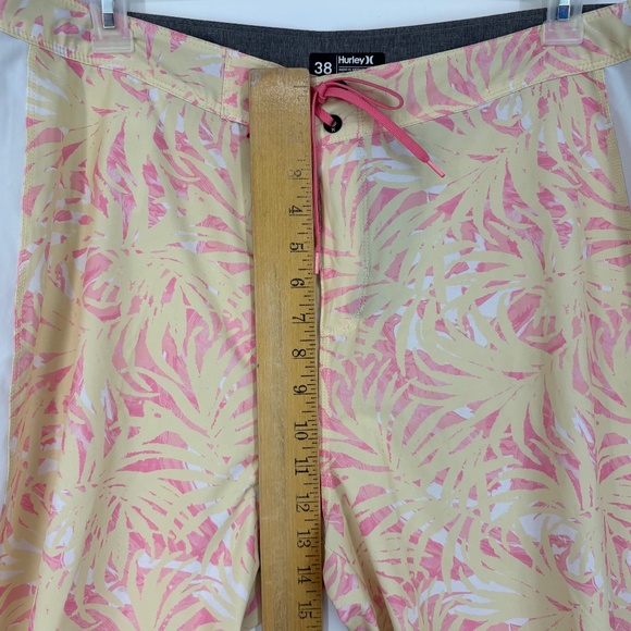 Hurley Mens Size 38 Swim Trunks Hybrid Shorts Yellow Pink Tropical Leaf Print 9" - Picture 7 of 8